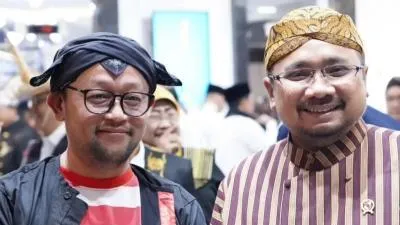 Bayang-Bayang 'Eselon Setengah' di Pusaran Kuota Haji