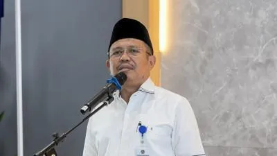 KPK Periksa Bupati Lombok Barat dan Enam Orang