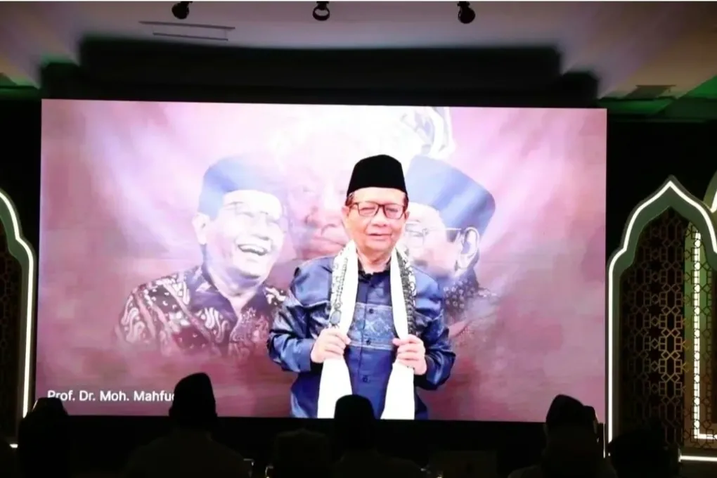 Mahfud MD Puji Kiai Zulfa Mustofa, Sinyal Kuat Dukung Jadi Ketum PBNU?